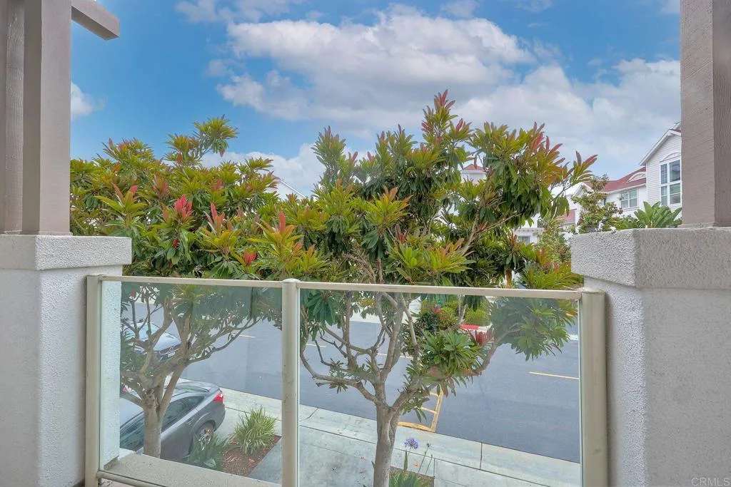 815 Harbor Cliff Way # 252
