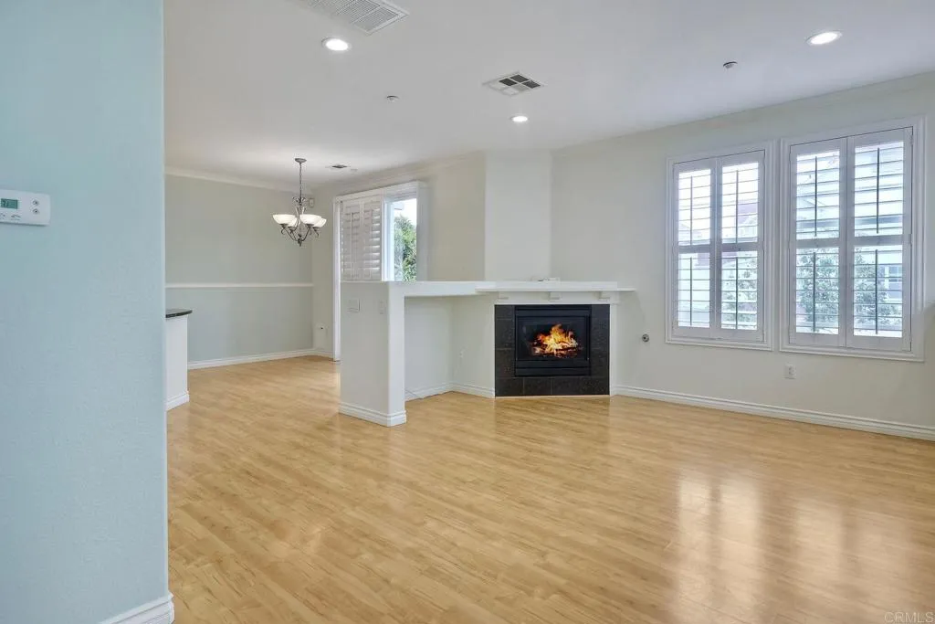 815 Harbor Cliff Way # 252