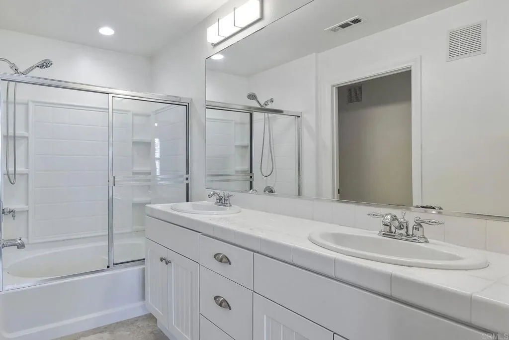 815 Harbor Cliff Way # 252