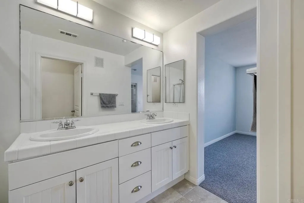 815 Harbor Cliff Way # 252