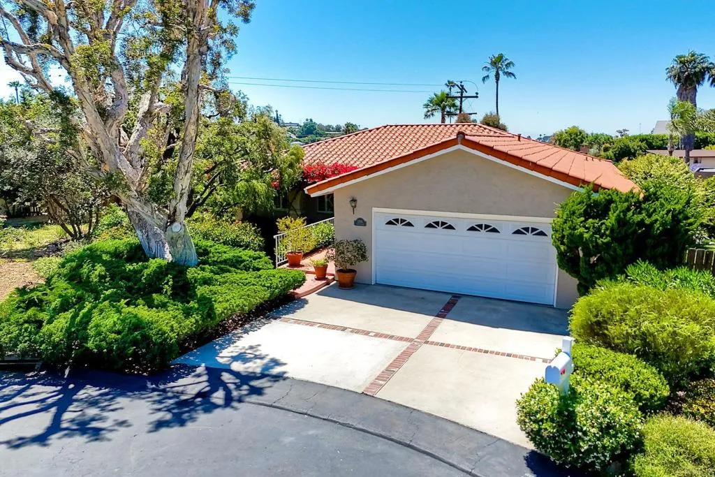 1295 Dyanna Court