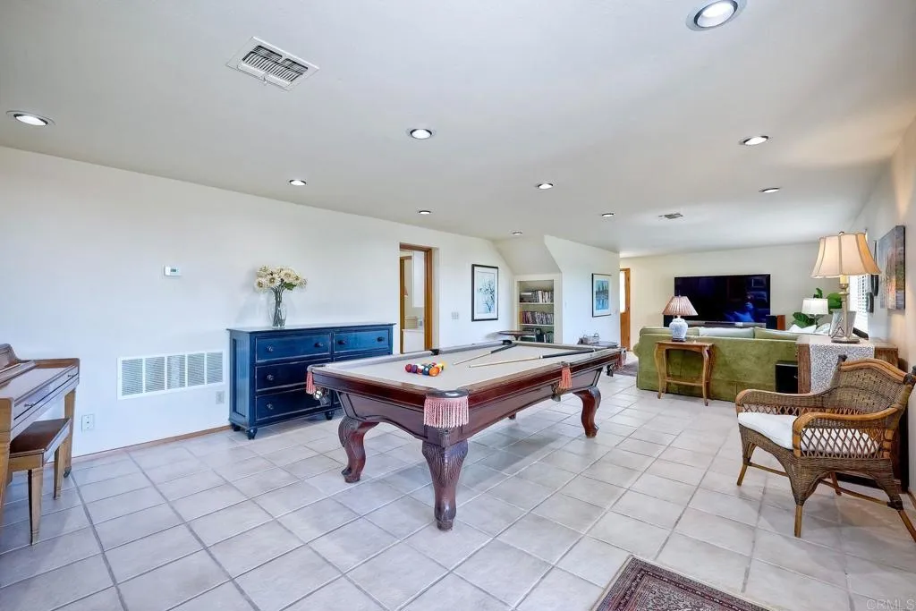 1295 Dyanna Court