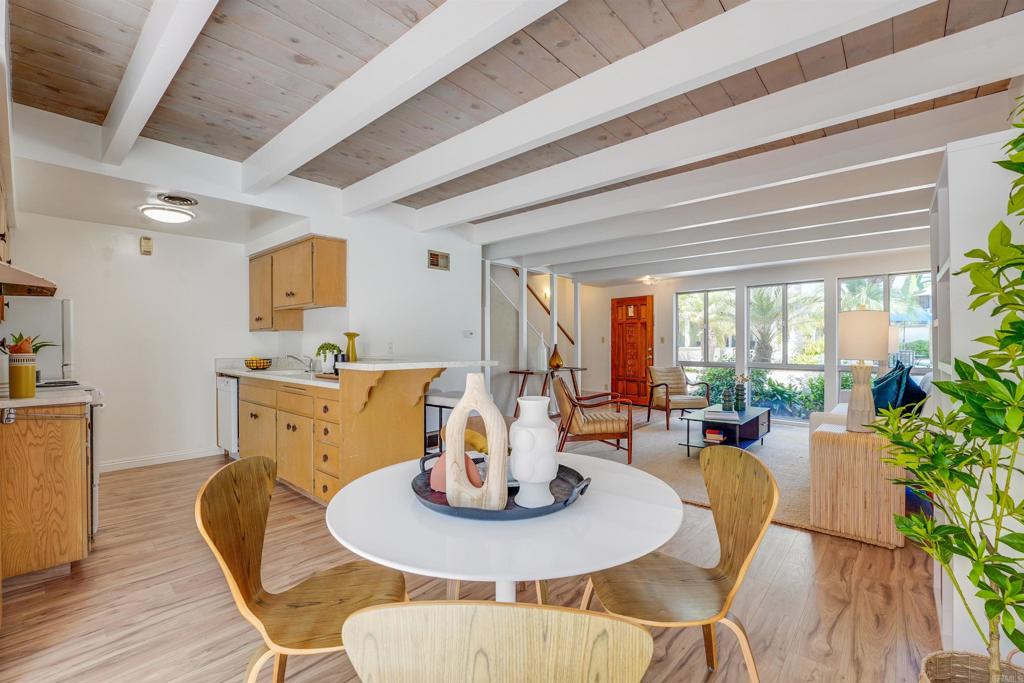 3920 Riviera Drive R