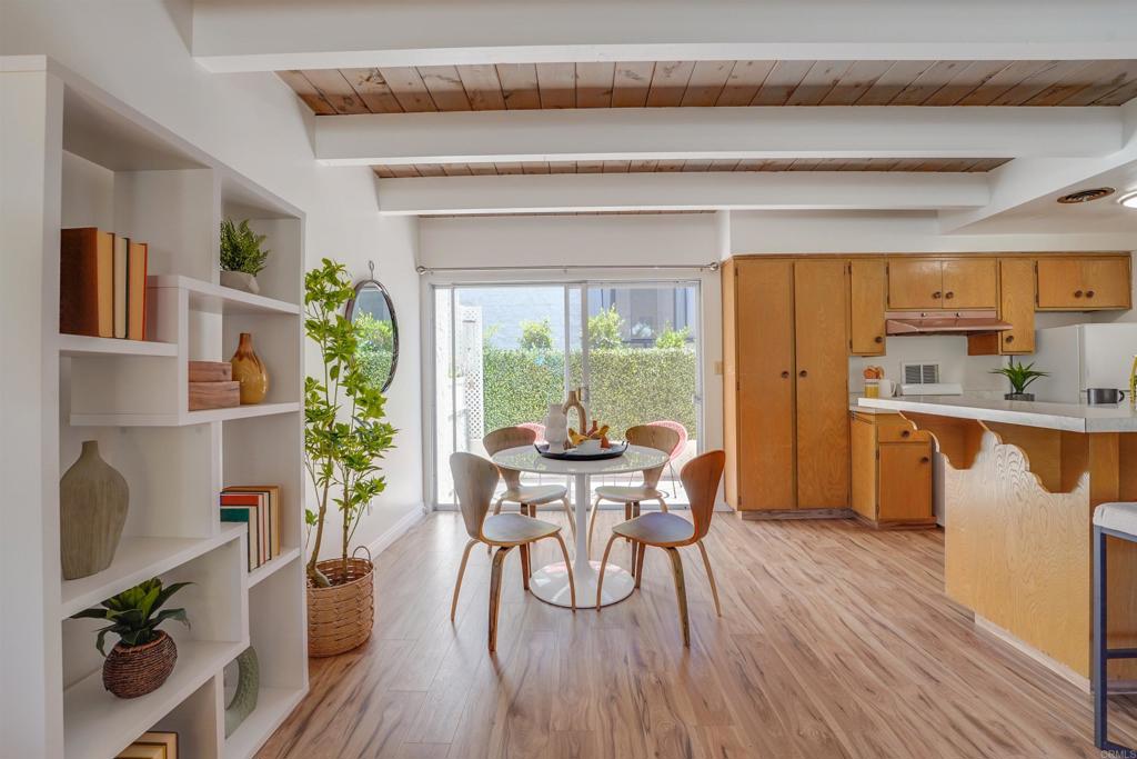 3920 Riviera Drive R