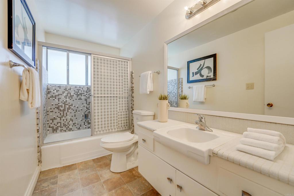 3920 Riviera Drive R