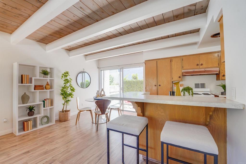 3920 Riviera Drive R