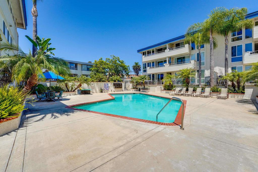 3920 Riviera Drive R