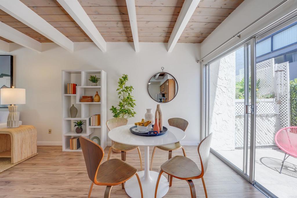 3920 Riviera Drive R