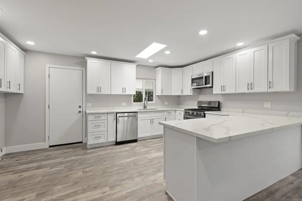 276 N El Camino Real # 98