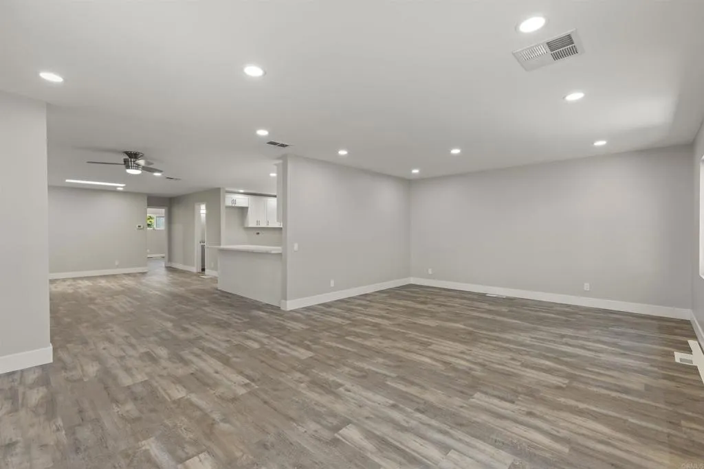 276 N El Camino Real # 98