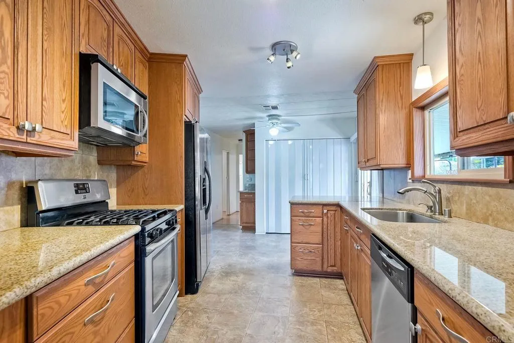 1600 E Vista Way Unit: 102