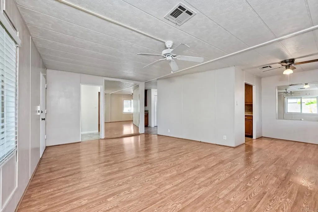 1600 E Vista Way Unit: 102