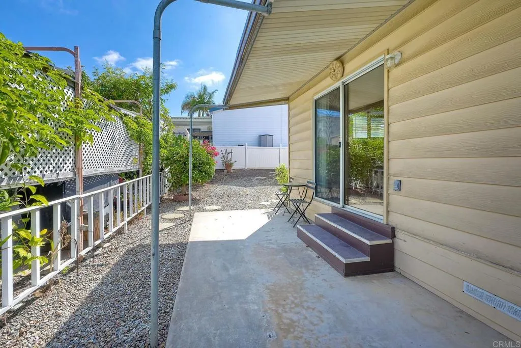 1600 E Vista Way Unit: 102
