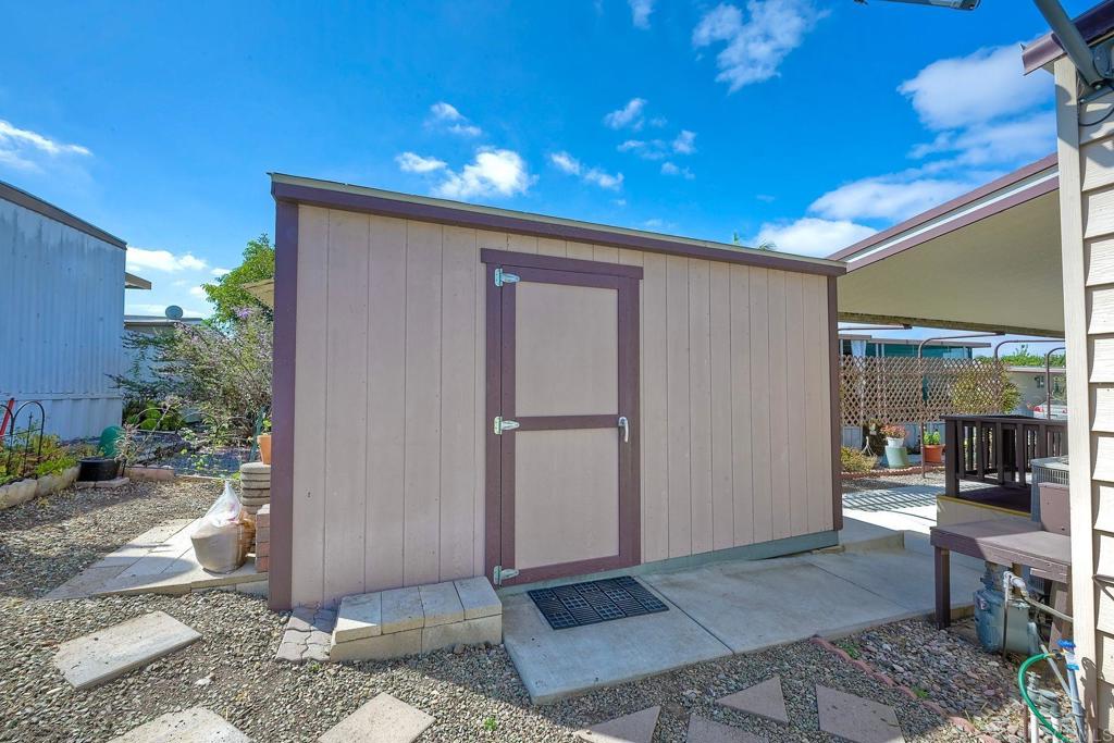 1600 E Vista Way 102