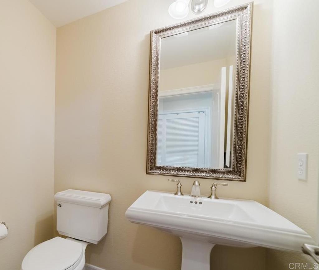 2454 Longstaff Court