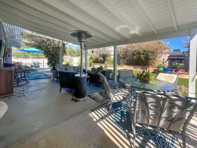 42320 Hickory Glen Ave