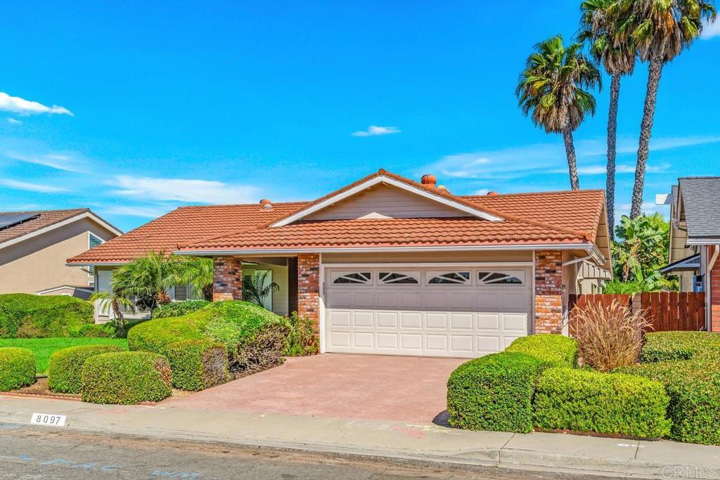 8097 Hemingway Avenue