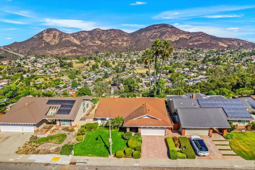 8097 Hemingway Avenue