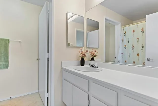 1388 Challis Place Unit 233