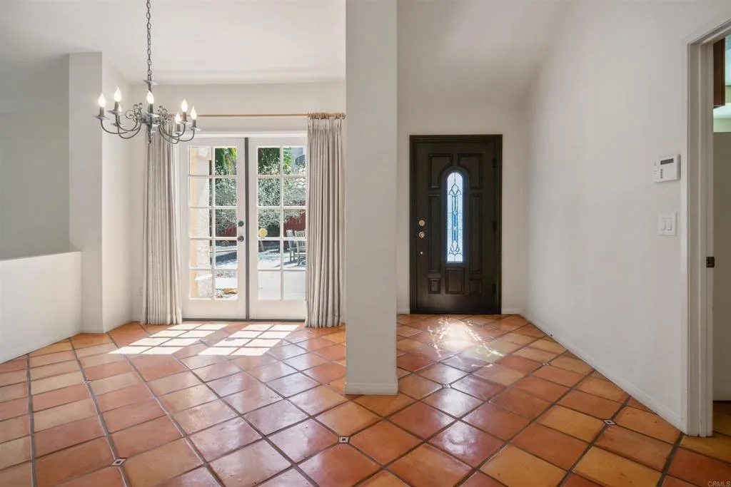 1852 Villa Del Dios Glen