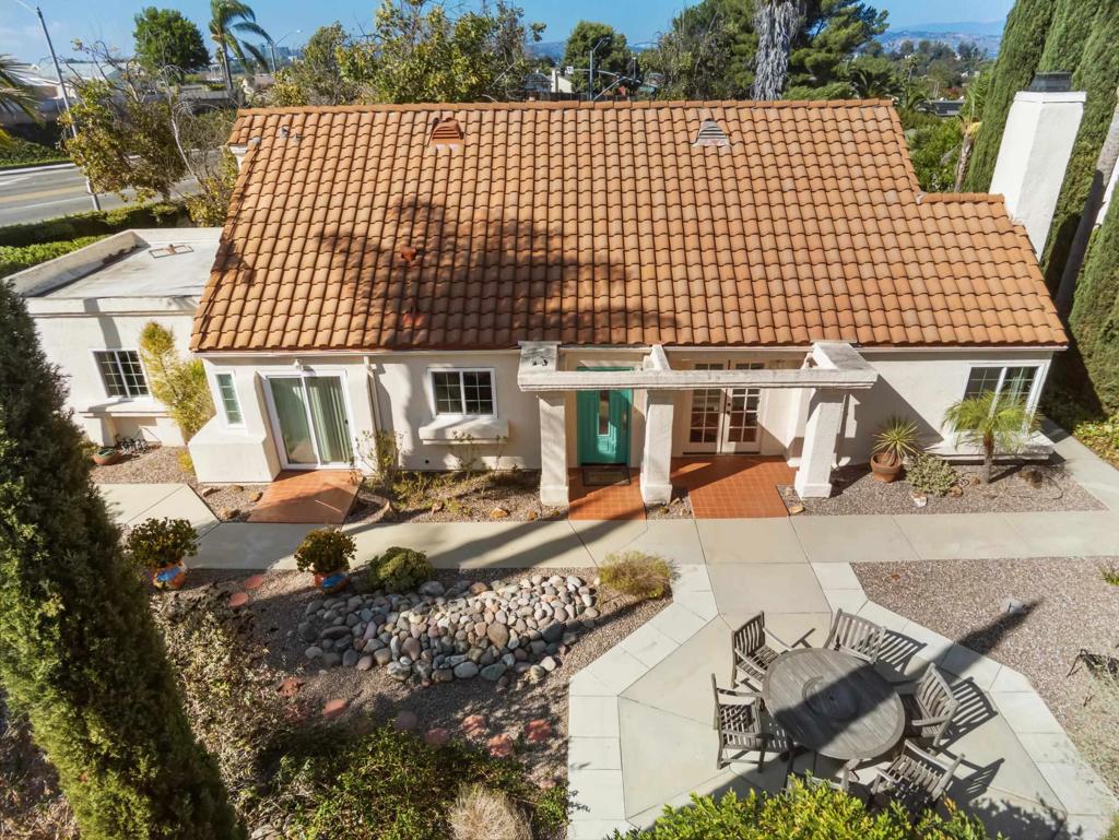 1852 Villa del Dios Glen