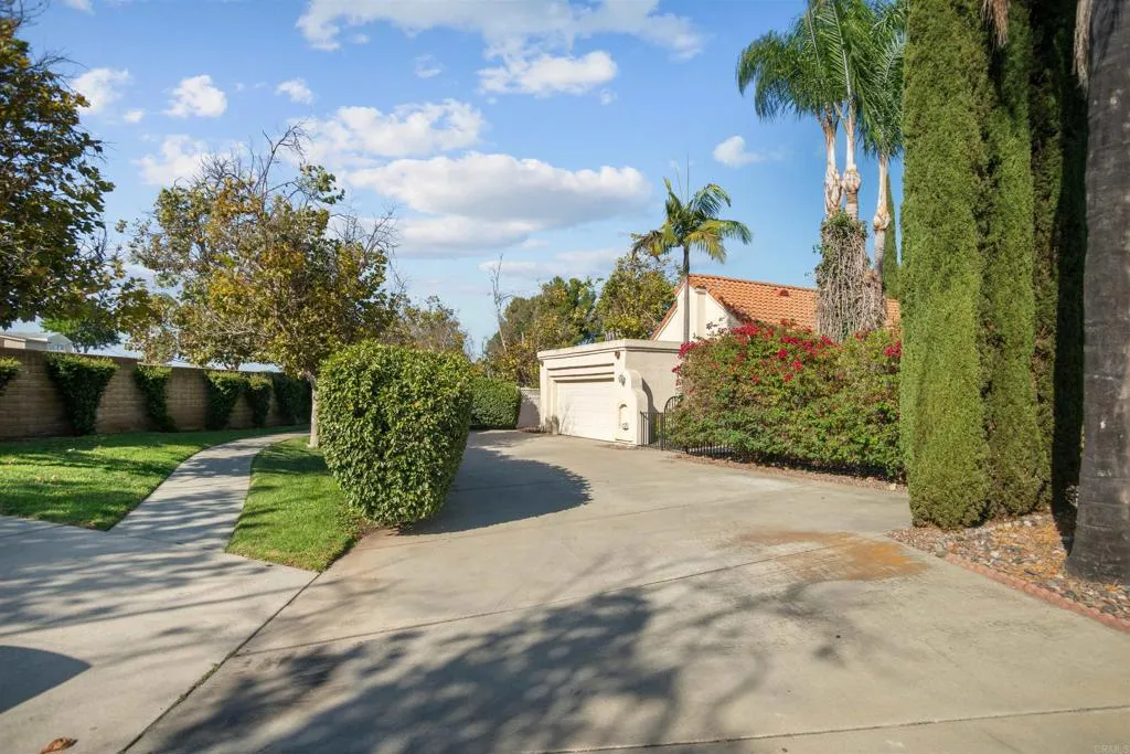 1852 Villa Del Dios Glen