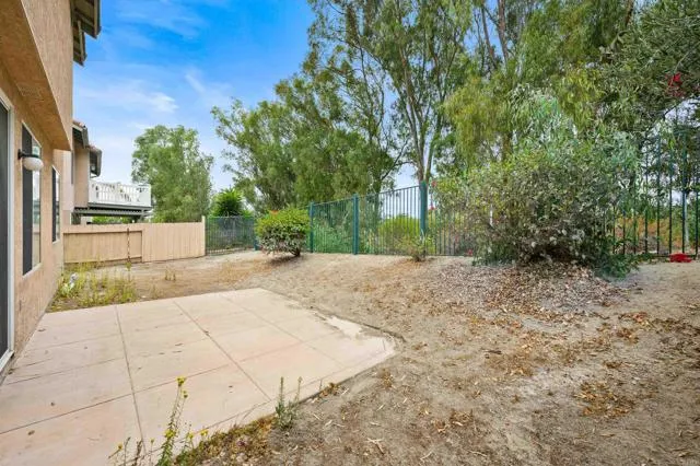 4044 Ivey Vista Way