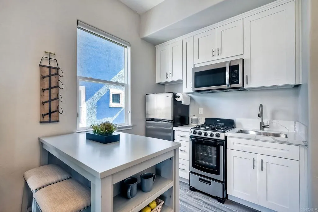 2559 Fire Mountain Dr.