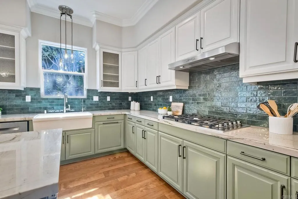 2559 Fire Mountain Dr.