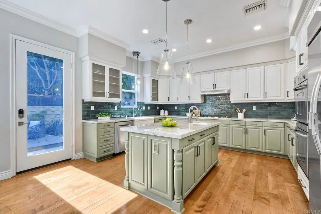 2559 Fire Mountain Dr.