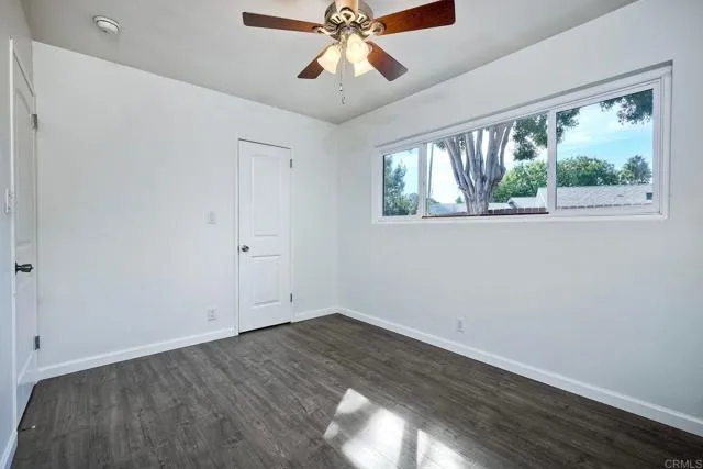 310 Hillside Ct