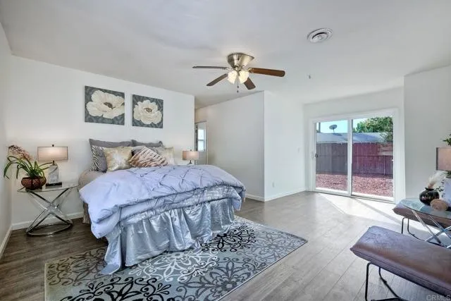 310 Hillside Ct