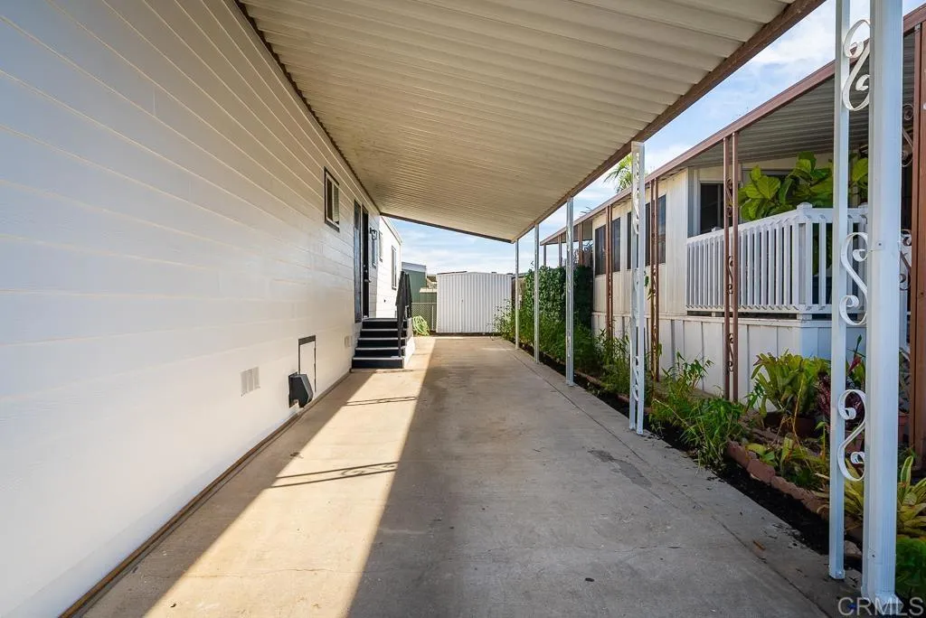 4660 N River # 133