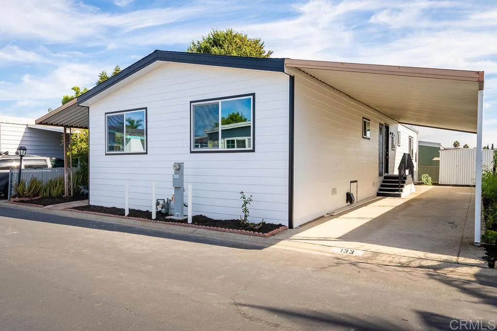4660 N River # 133