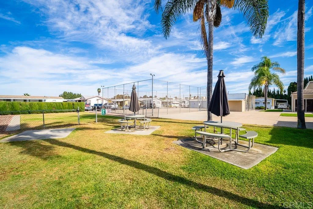 4660 N River # 133