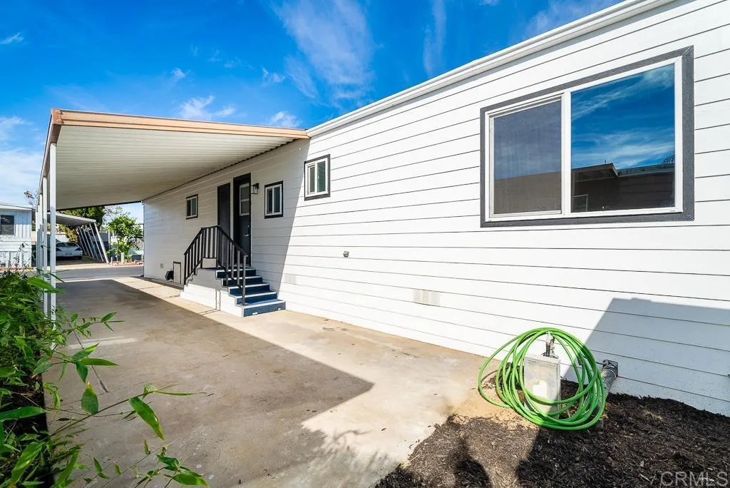 4660 N River # 133