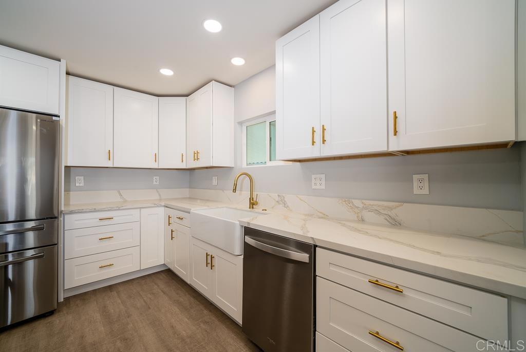 4660 N River Road 133