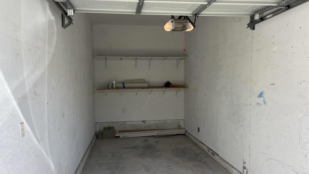 4360 Oregon Street 7