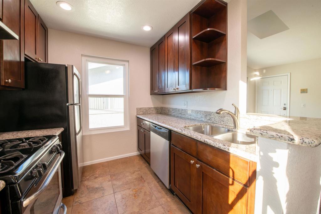 4360 Oregon Street 7