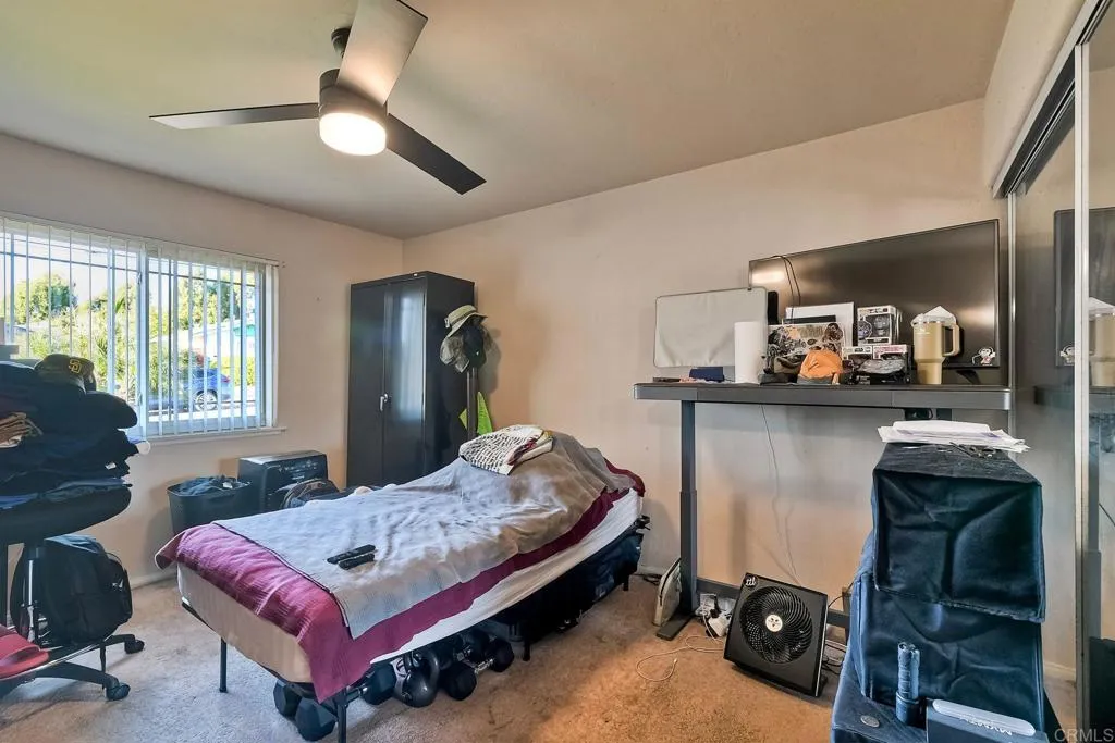 2225 Crestline