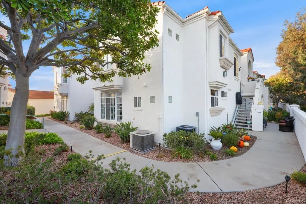 3325 Genoa Way Unit 104