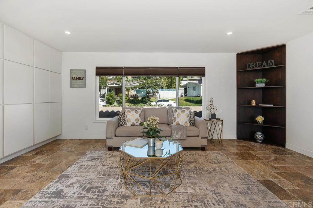 3505 Charter Oak Drive