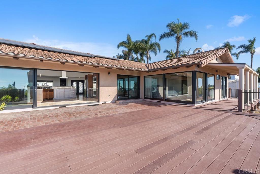 3505 Charter Oak Drive