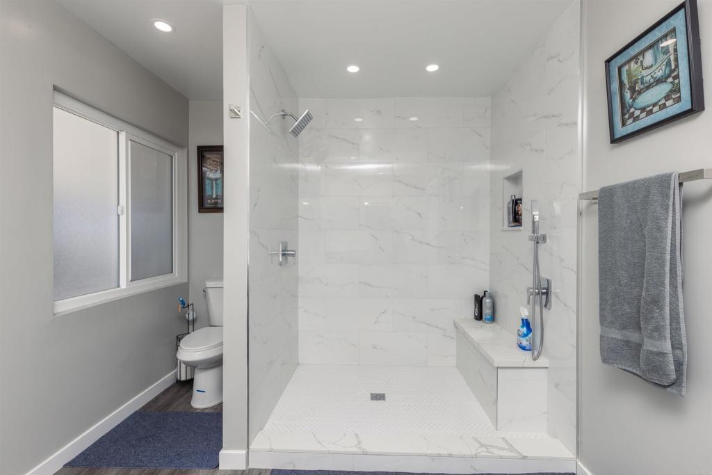 276 N EL CAMINO REAL 232