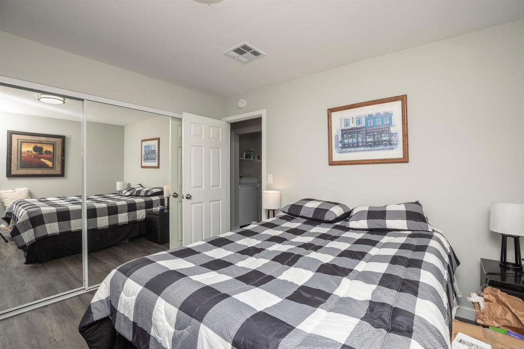 276 N EL CAMINO REAL 232