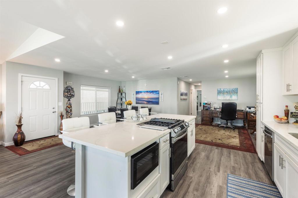 276 N EL CAMINO REAL 232