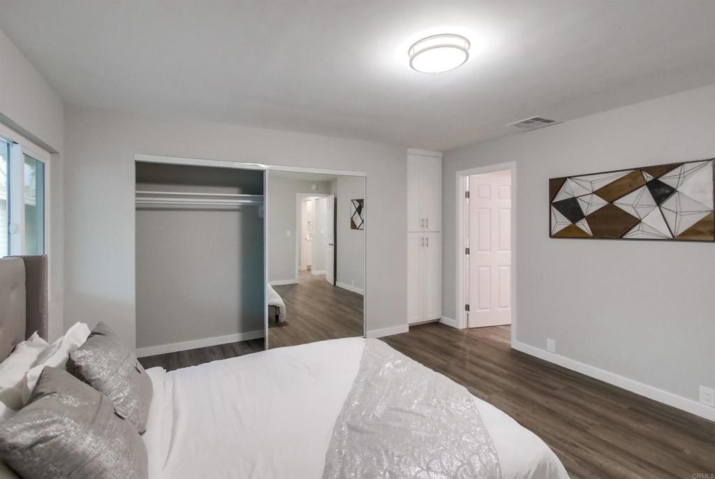 276 N EL CAMINO REAL 232