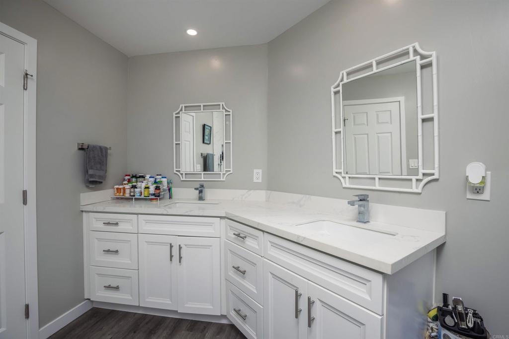 276 N EL CAMINO REAL 232