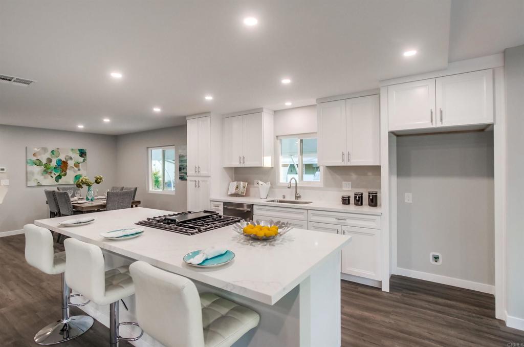 276 N EL CAMINO REAL 232