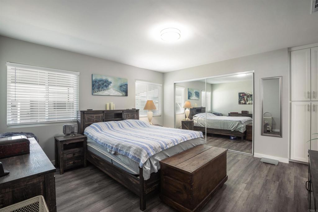 276 N EL CAMINO REAL 232